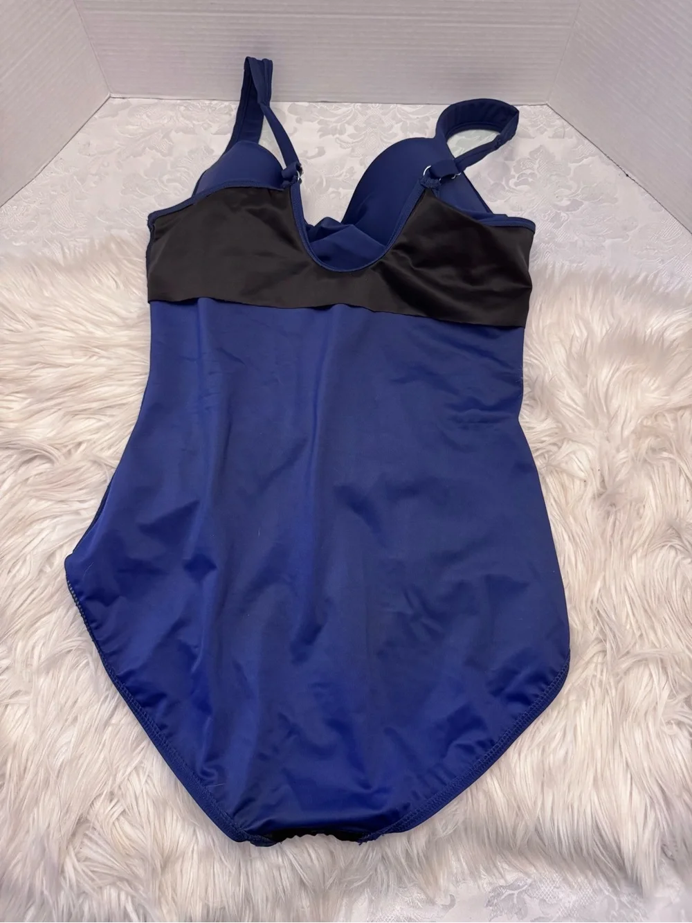 Miraclesuit 14 Amici One Piece Solid Blue Swimsuit Slimming V Neck Shirring Firm